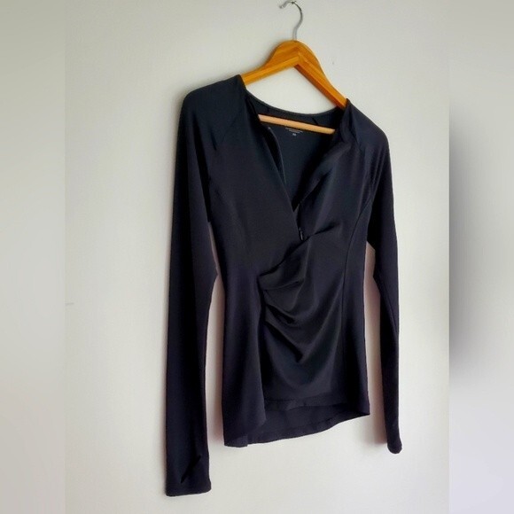 Athleta quarter zip long sleeve light active wear athletic top size XS - Picture 6 of 12